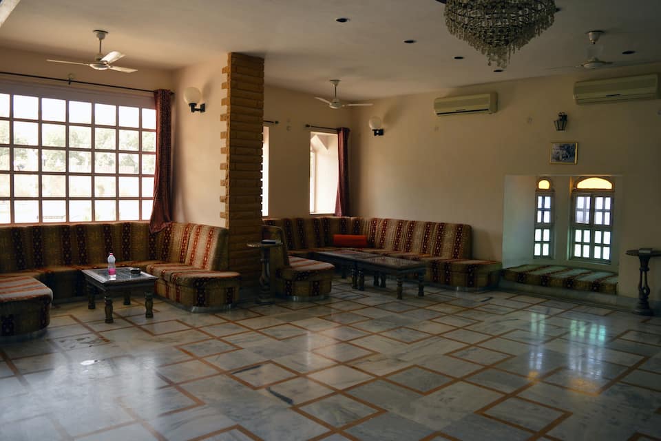 Hotel Dhola Maru